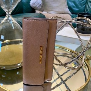 Michael Kors Rose Gold Metallic Credit Card Wallet